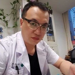 张笑天